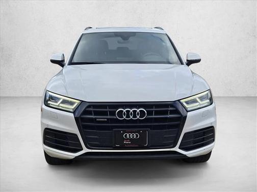 White 2019 Audi Q5 2.0T Premium Plus