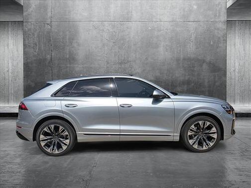 2025 Audi Q8 55 Prestige