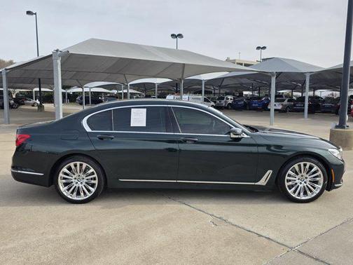 2019 BMW 750 I