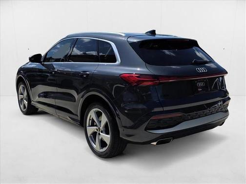 2025 Audi Q5 Prestige