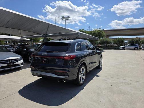 2025 Audi Q5 Prestige