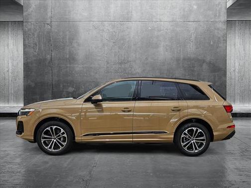 2025 Audi Q7 45 Premium