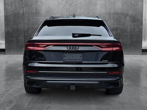 2023 Audi Q8 55 Prestige