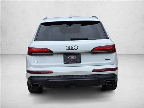 2026 Audi Q7 55 Premium Plus