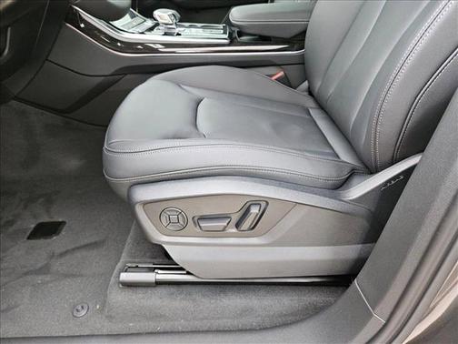 2025 Audi Q7 45 Premium