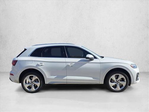 2021 Audi Q5 45 Prestige