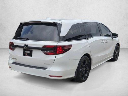 Platinum White Pearl 2024 Honda Odyssey Sport