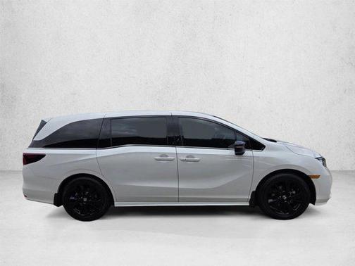 Platinum White Pearl 2024 Honda Odyssey Sport