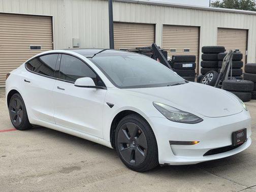 2023 Tesla Model 3 Standard Range