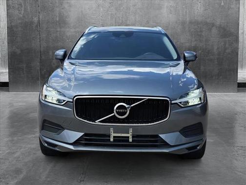 2020 Volvo XC60 T5 Momentum