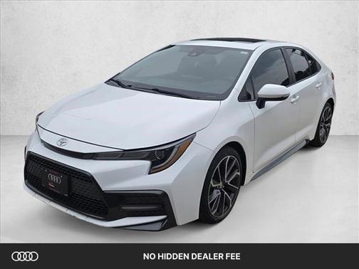 White 2020 Toyota Corolla SE