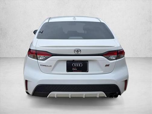 White 2020 Toyota Corolla SE