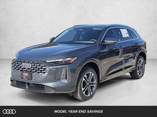 2025 Audi Q5 Premium TFSI quattro S tronic