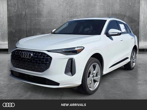 2025 Audi Q5 Premium Plus