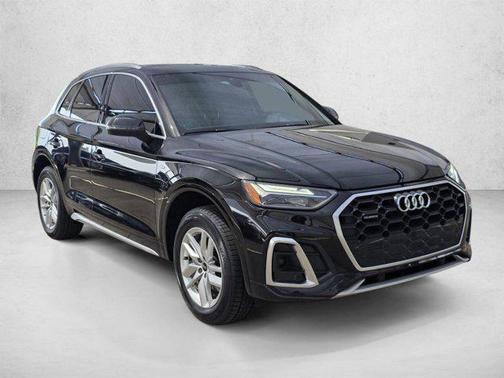 Mythos Black Metallic 2023 Audi Q5 45 S line Premium