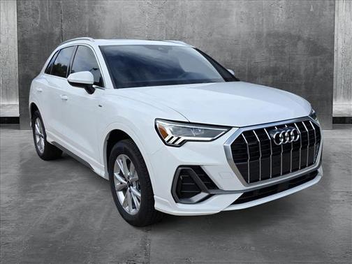 2025 Audi Q3 Premium 45 TFSI S line quattro Tiptronic