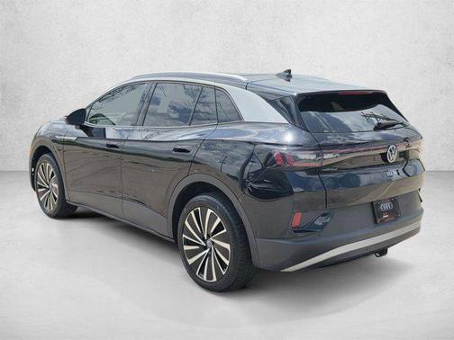 Deep Black 2023 Volkswagen ID.4 Pro S Plus