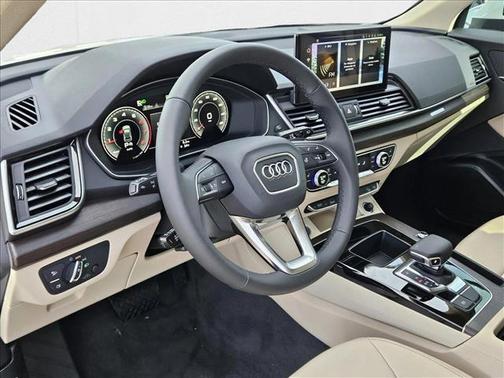 2025 Audi Q5 40 Premium