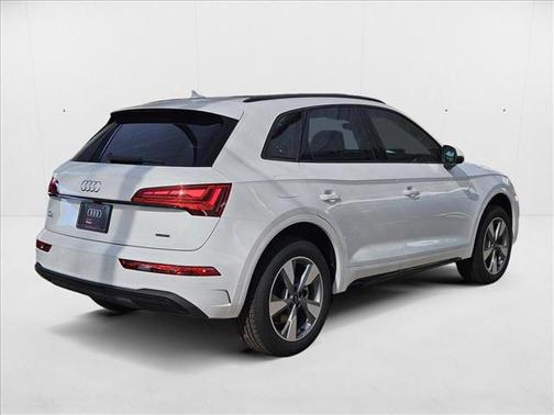 2025 Audi Q5 40 Premium