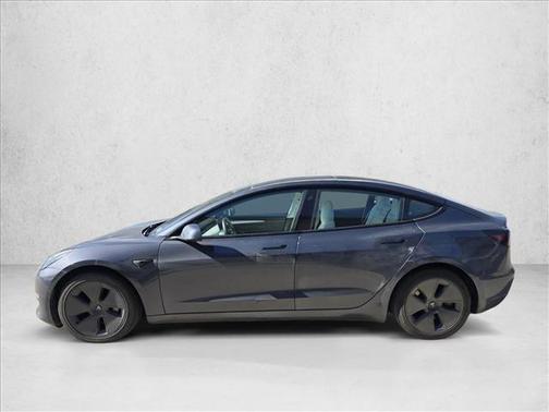 2022 Tesla Model 3 Standard Range
