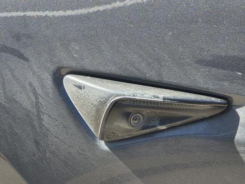 2022 Tesla Model 3 Standard Range