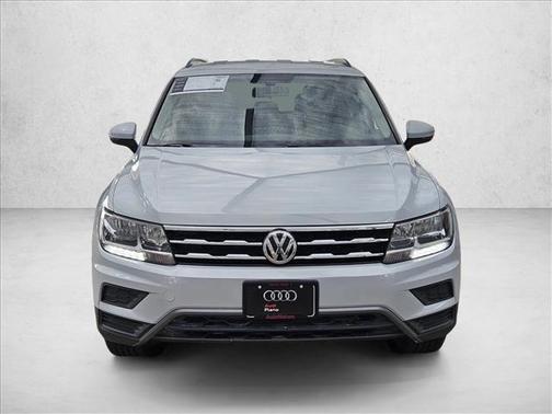 Pyrite Silver Metallic 2019 Volkswagen Tiguan 2.0T SE 4MOTION