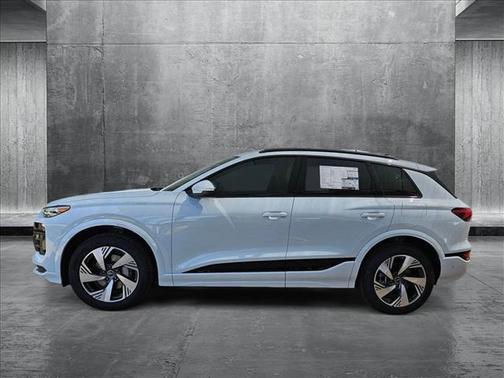 2025 Audi Q6 e-tron Premium quattro