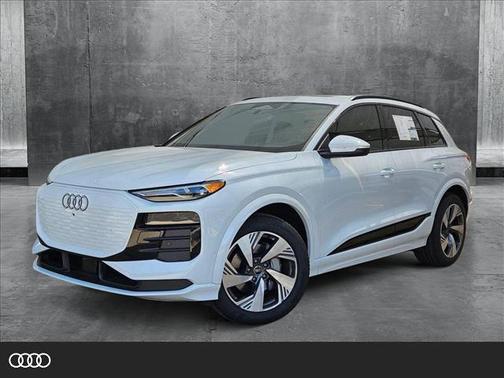 2025 Audi Q6 e-tron Premium quattro
