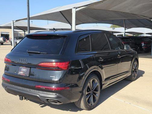 2026 Audi Q7 55 Premium Plus