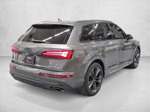 2026 Audi Q7 55 Premium Plus