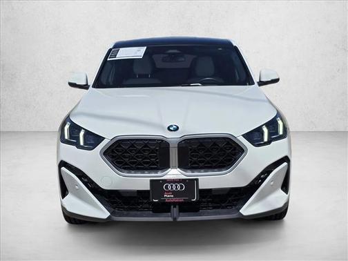 2025 BMW X2 xDrive28i
