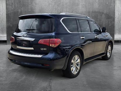2017 INFINITI QX80 Base