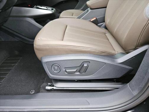 2025 Audi Q4 e-tron Premium 55 quattro