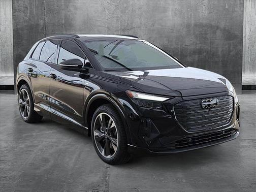 2025 Audi Q4 e-tron Premium 55 quattro