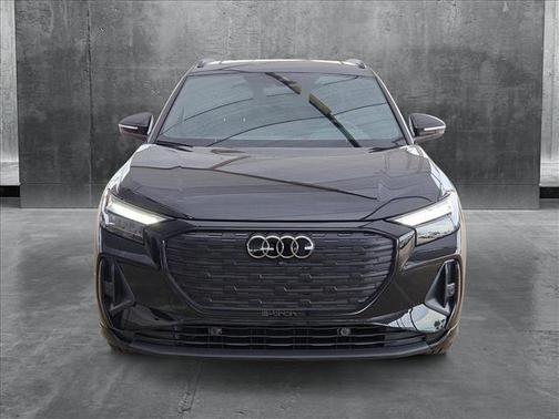 2025 Audi Q4 e-tron Premium 55 quattro
