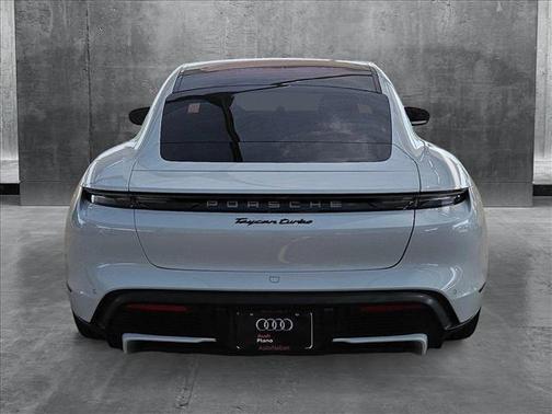 2020 Porsche Taycan Turbo