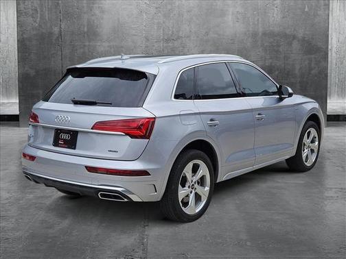 2022 Audi Q5 45 S line Premium Plus