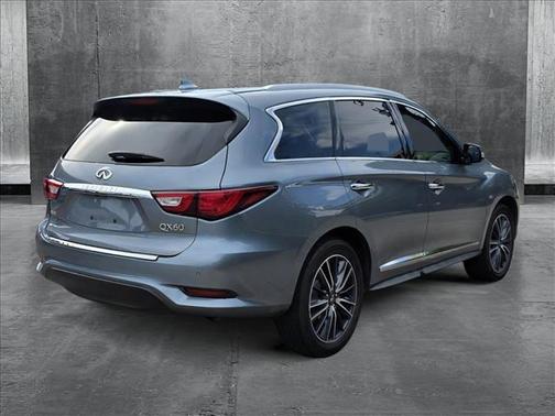 2017 INFINITI QX60 Base