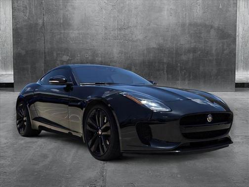2019 Jaguar F-TYPE P300