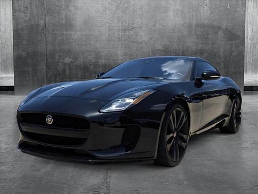 2019 Jaguar F-TYPE P300