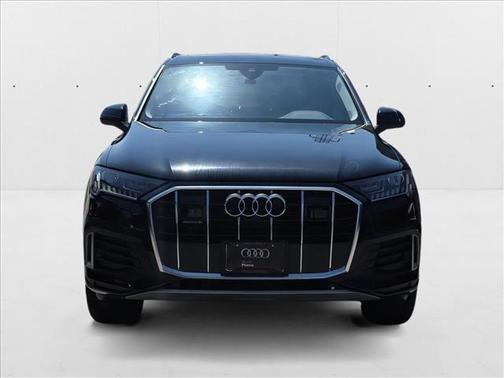 2024 Audi Q7 45 Premium Plus