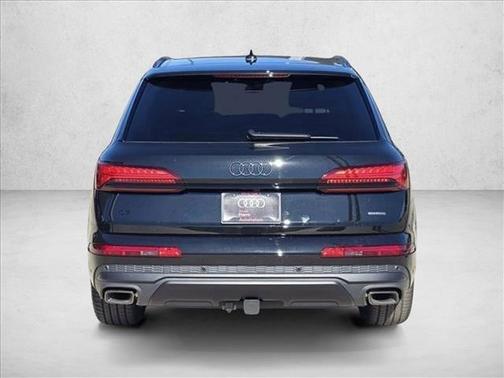 2026 Audi Q7 55 Premium Plus