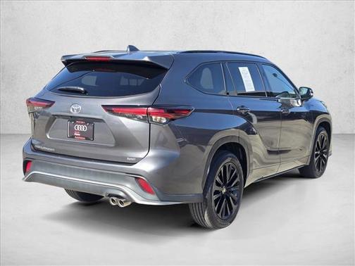 2024 Toyota Highlander XSE