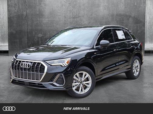 2025 Audi Q3 Premium 45 TFSI S line quattro Tiptronic