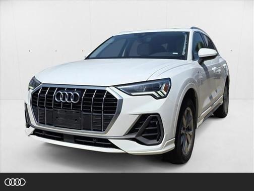 2024 Audi Q3 Premium 45 TFSI S line quattro Tiptronic