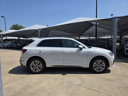 2024 Audi Q3 Premium 45 TFSI S line quattro Tiptronic
