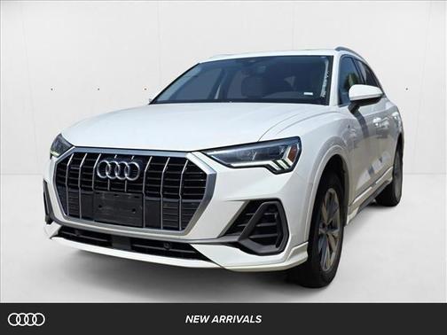 2024 Audi Q3 Premium 45 TFSI S line quattro Tiptronic