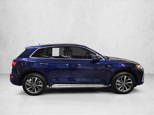 2022 Audi Q5 45 S line Premium Plus