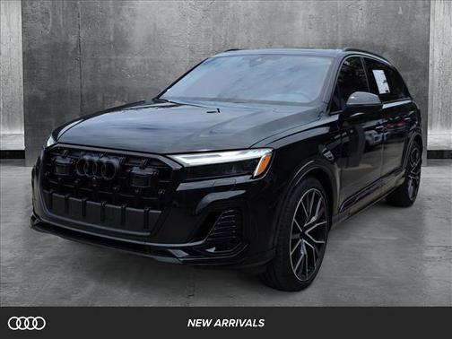 2025 Audi Q7 55 Premium Plus
