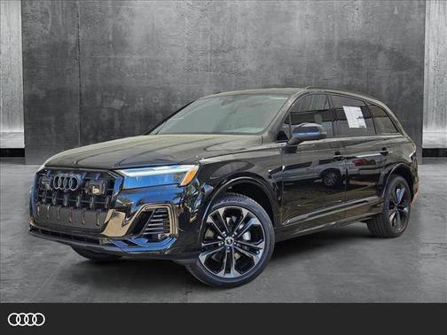 2025 Audi Q7 55 Premium Plus